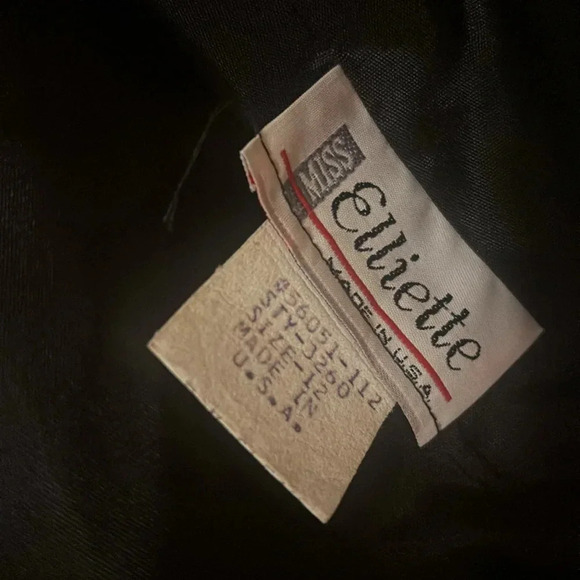 Miss Elliette vintage black floral blazer - Picture 11 of 12